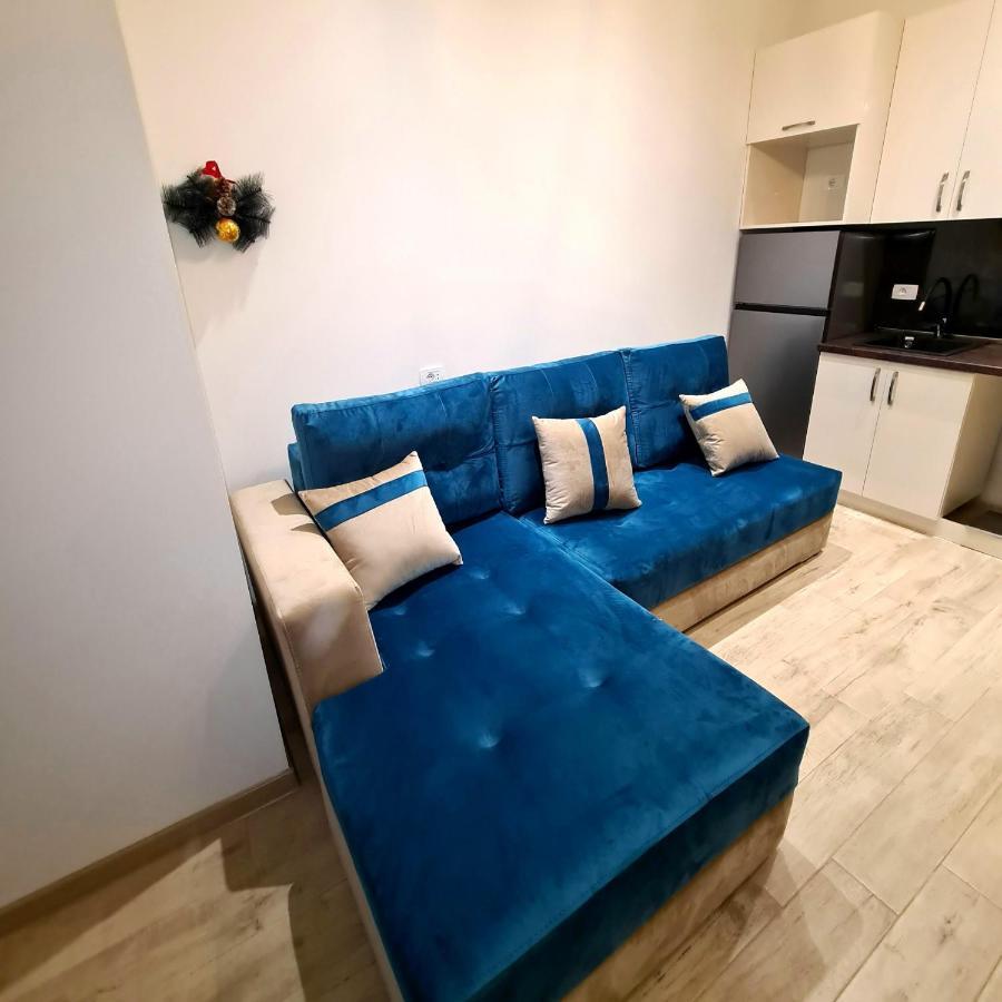 Deluxe Apartment In City Center Ереван Экстерьер фото